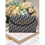 Dior-Unisex-CD-30-Montaigne-Avenue-Pouch-Flap-Blue-Dior-Oblique-Jacquard-2.jpg