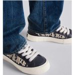 Dior-Unisex-CD-B33-Sneaker-Navy-Blue-Smooth-Calfskin-Cream-Oblique-Raised-Embroidery-1.jpg