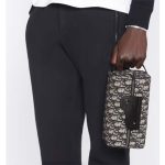 Dior-Unisex-CD-Dior-Lingot-Toiletry-Case-Beige-Black-Oblique-Jacquard-Grained-Calfskin-12.jpg