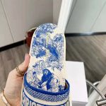 Dior-Unisex-CD-Dway-Slide-Bright-Blue-Toile-De-Jouy-Embroidered-Cotton-10.jpg