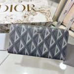 Dior-Unisex-Zipped-Long-Wallet-Dior-Gray-CD-Diamond-Canvas-2.jpg