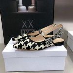Dior-Women-JAdior-Slingback-Ballerina-Flat-Black-and-White-Cotton-Embroidery-1.jpg