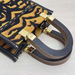 Fendi-Women-Mini-Sunshine-Shopper-Mini-bag-from-the-Spring-Festival-Capsule-Collection-1.jpg