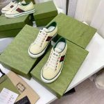 Gucci-GG-Unisex-Gucci-Tennis-1977-Sneaker-Butter-cotton-Green-and-Red-Web-3.jpg
