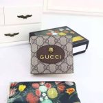 Gucci-GG-Unisex-Neo-Vintage-GG-Supreme-Wallet-in-BeigeEbony-GG-Supreme-Canvas-1.jpg