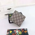 Gucci-GG-Unisex-Neo-Vintage-GG-Supreme-Wallet-in-BeigeEbony-GG-Supreme-Canvas-1.jpg