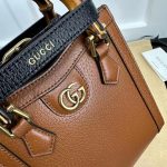 Gucci-GG-Women-Gucci-Diana-Mini-Tote-Bag-Double-G-Cuir-Leather-3.jpg
