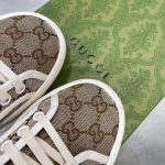 Gucci-GG-Womens-GG-Sneaker-Beige-Ebony-Original-GG-Canvas-Flat-5-Cm-Heel-11.jpg