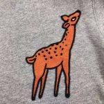 Gucci-Men-Hooded-Sweatshirt-with-Deer-Patch-in-100-Cotton-Grey-1.jpg
