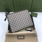 Gucci-Unisex-Beauty-Case-Interlocking-G-Beige-Ebony-GG-Supreme-Canvas-11.jpg