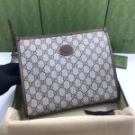 Gucci-Unisex-Beauty-Case-Interlocking-G-Beige-Ebony-GG-Supreme-Canvas-11.jpg