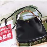 Gucci-Unisex-Diana-Medium-Shoulder-Bag-Black-Leather-Double-G-3.jpg