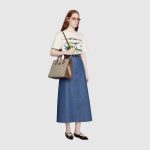 Gucci-Unisex-GG-Small-Tote-Bag-BeigeEbony-GG-Supreme-Canvas-1.jpg