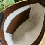 Gucci-Unisex-GG-Supreme-Messenger-Bag-Beige-Ebony-GG-Supreme-Canvas-2.jpg
