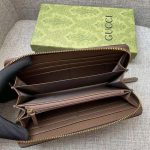 Gucci-Women-GG-Diana-Zip-Around-Wallet-Beige-Ebony-GG-Supreme-Canvas-1.jpg