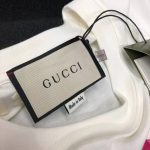 Gucci-Women-Ken-Scott-Print-Cotton-T-Shirt-Crewneck-Oversize-Fit-13.jpg