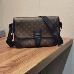 Louis-Vuitton-LV-Unisex-Archy-Messenger-GM-Bag-Monogram-Macassar-Coated-Canvas-10.jpg
