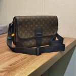 Louis-Vuitton-LV-Unisex-Archy-Messenger-GM-Bag-Monogram-Macassar-Coated-Canvas-10.jpg