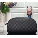 Louis-Vuitton-LV-Unisex-Dopp-Kit-Toilet-Pouch-Grey-Damier-Graphite-Canvas-8.jpg