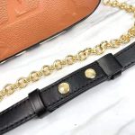 Louis-Vuitton-LV-Unisex-Multi-Pochette-Accessoires-Black-Embossed-Supple-Grained-Cowhide-2.jpg