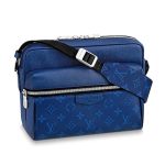 Louis-Vuitton-LV-Unisex-Outdoor-Messenger-Taiga-Leather-Monogram-Canva-18.jpg