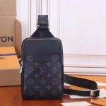Louis-Vuitton-LV-Unisex-Outdoor-Sling-Bag-Taigarama-Noir-Black-Coated-Canvas-Cowhide-Leather-2.jpg