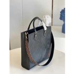 Louis-Vuitton-LV-Unisex-Sac-Plat-PM-Black-Epi-Grained-Cowhide-Leather-2.jpg