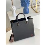 Louis-Vuitton-LV-Unisex-Sac-Plat-PM-Black-Epi-Grained-Cowhide-Leather-2.jpg