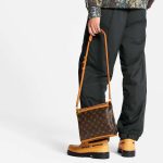 Louis-Vuitton-LV-Unisex-Saumur-Messenger-PM-Bag-Monogram-Canvas-7.jpg