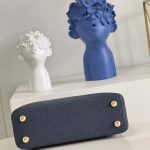 Louis-Vuitton-LV-Women-Capucines-MM-Handbag-Blue-Navy-Taurillon-Leather-Canvas-3.jpg