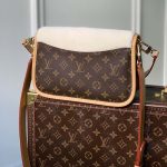 Louis-Vuitton-LV-Women-Diane-Handbag-Beige-Brown-Monogram-Coated-Canvas-Shearling-5.jpg