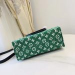 Louis-Vuitton-LV-Women-OnTheGo-PM-Tote-Bag-Green-Monogram-Jacquard-Velvet-3.jpg