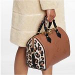 Louis-Vuitton-LV-Women-Speedy-Bandouliere-25-Handbag-Caramel-Embossed-Supple-Grained-Cowhide-2.jpg
