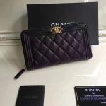 chanel_boy_chanel_zipped_wallet_in_grained_calfskin_gold-tone_metal_3_.jpg