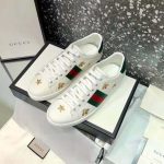 gucci_men_ace_embroidered_sneaker_stars_and_bees_in_white_1_.jpg