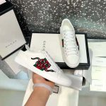 gucci_men_ace_embroidered_sneaker_with_an_embroidered_kingsnake-white_1_.jpg