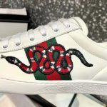 gucci_men_ace_embroidered_sneaker_with_an_embroidered_kingsnake-white_1_.jpg