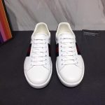 gucci_men_ace_low-top_sneaker_shoes_in_leather_with_web-navy_blue_1__1.jpg