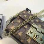 gucci_padlock_small_gg_bees_shoulder_bag_in_gg_supreme_canvas.jpg