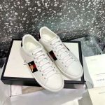 gucci_unisex_ace_embroidered_sneaker_with_iconic_gold_embroidered_bee-white_1_.jpg