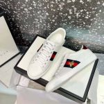 gucci_unisex_ace_embroidered_sneaker_with_iconic_gold_embroidered_bee-white_1_.jpg